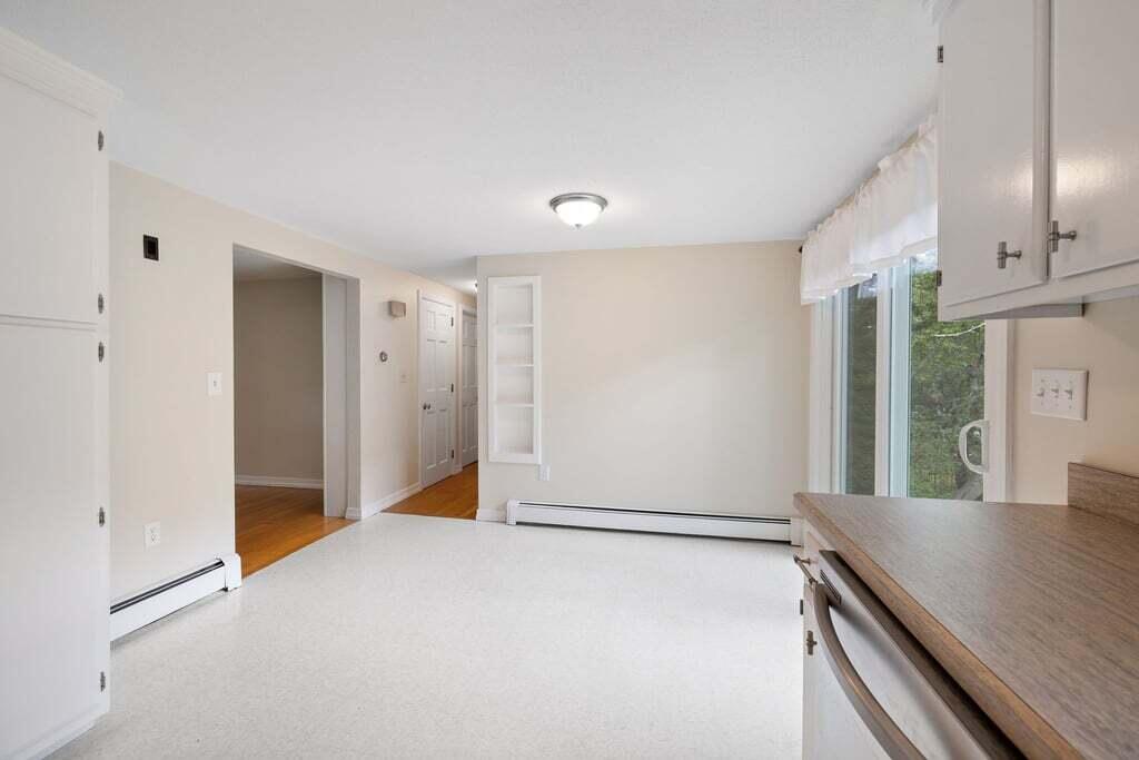 7 Grist Mill Road Harwich, MA 02645 - Photo 18 of 30 7 Grist Mill Rd Dining Area