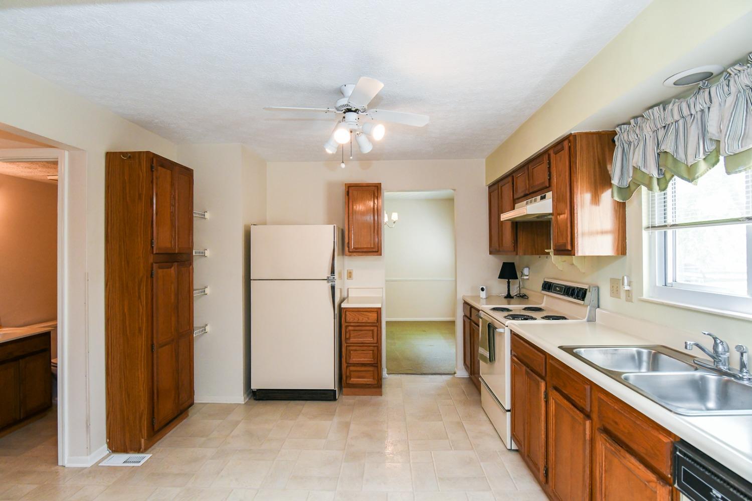7935 Fields Ertel Road Cincinnati, OH 45249 - Photo 26 of 30 Gallery Image 26