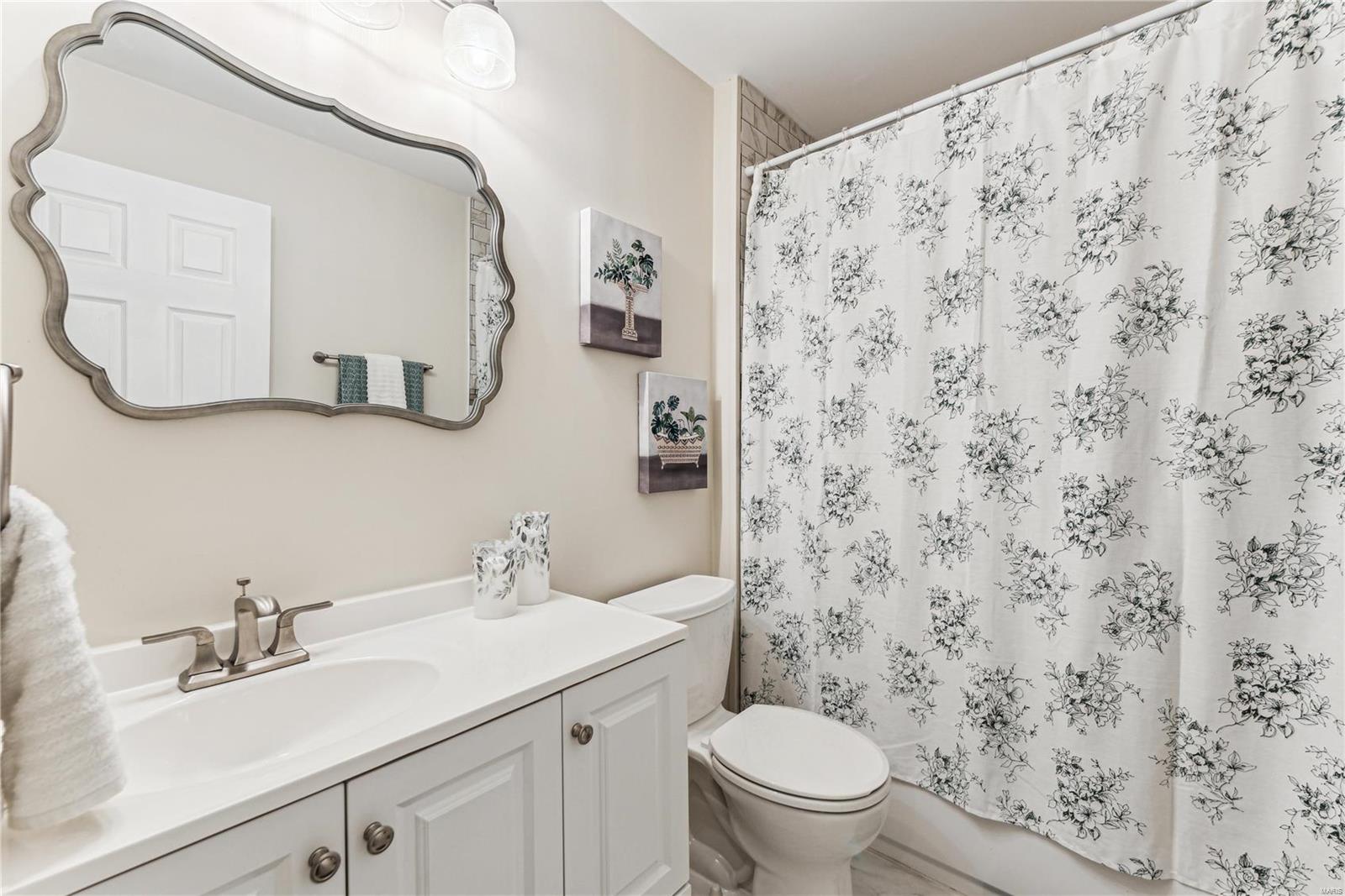 1339 Hampton Road, Unit E St. Charles, MO 63303 - Photo 12 of 20 Gallery Image 12