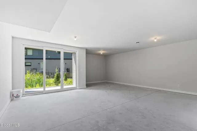 $740,000 | 14 Footpath Way, Lake George, NY 12845