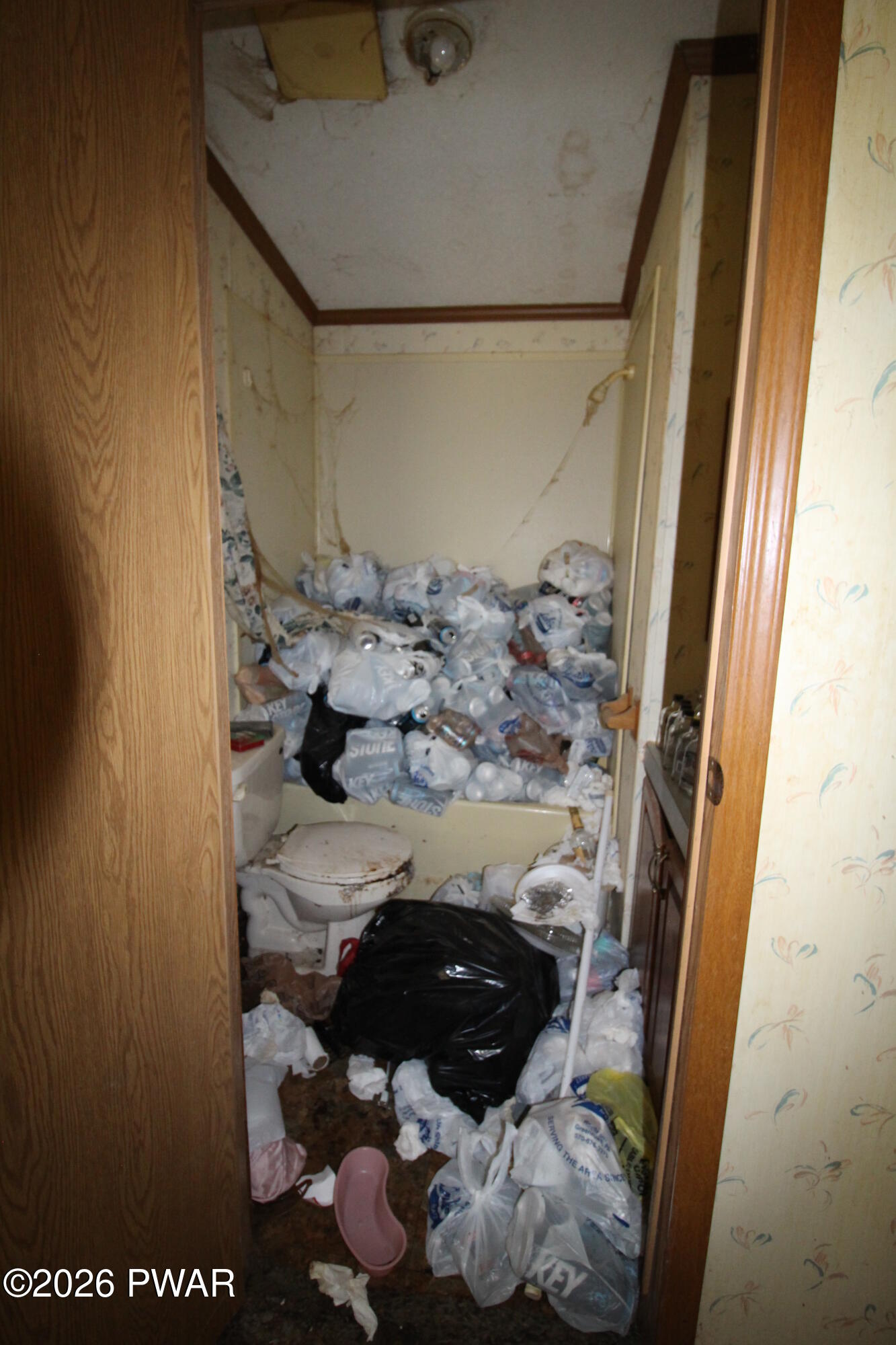 391 Butternut Road Newfoundland, PA 18445 - Photo 16 of 27 Bathroom