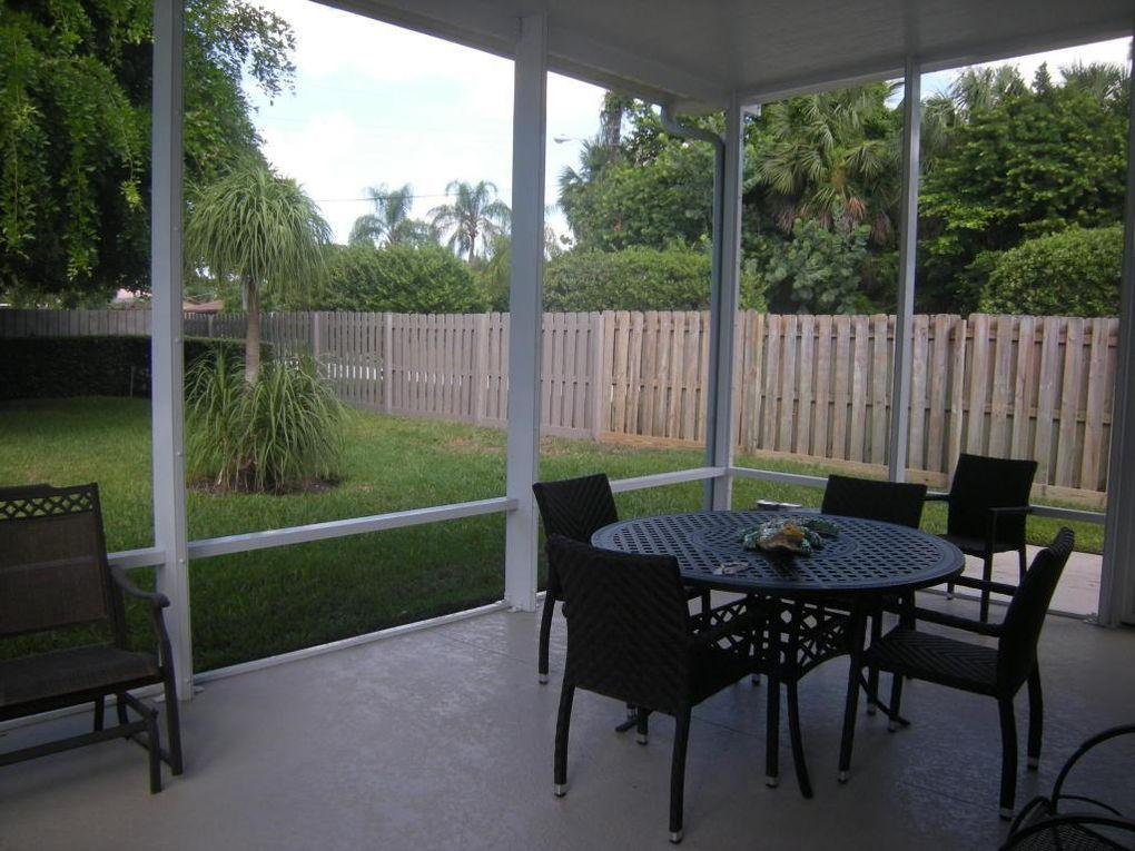 585 Northwest 2nd Avenue Boca Raton, FL 33432 - Photo 5 of 15 585 COVERED PORCH
