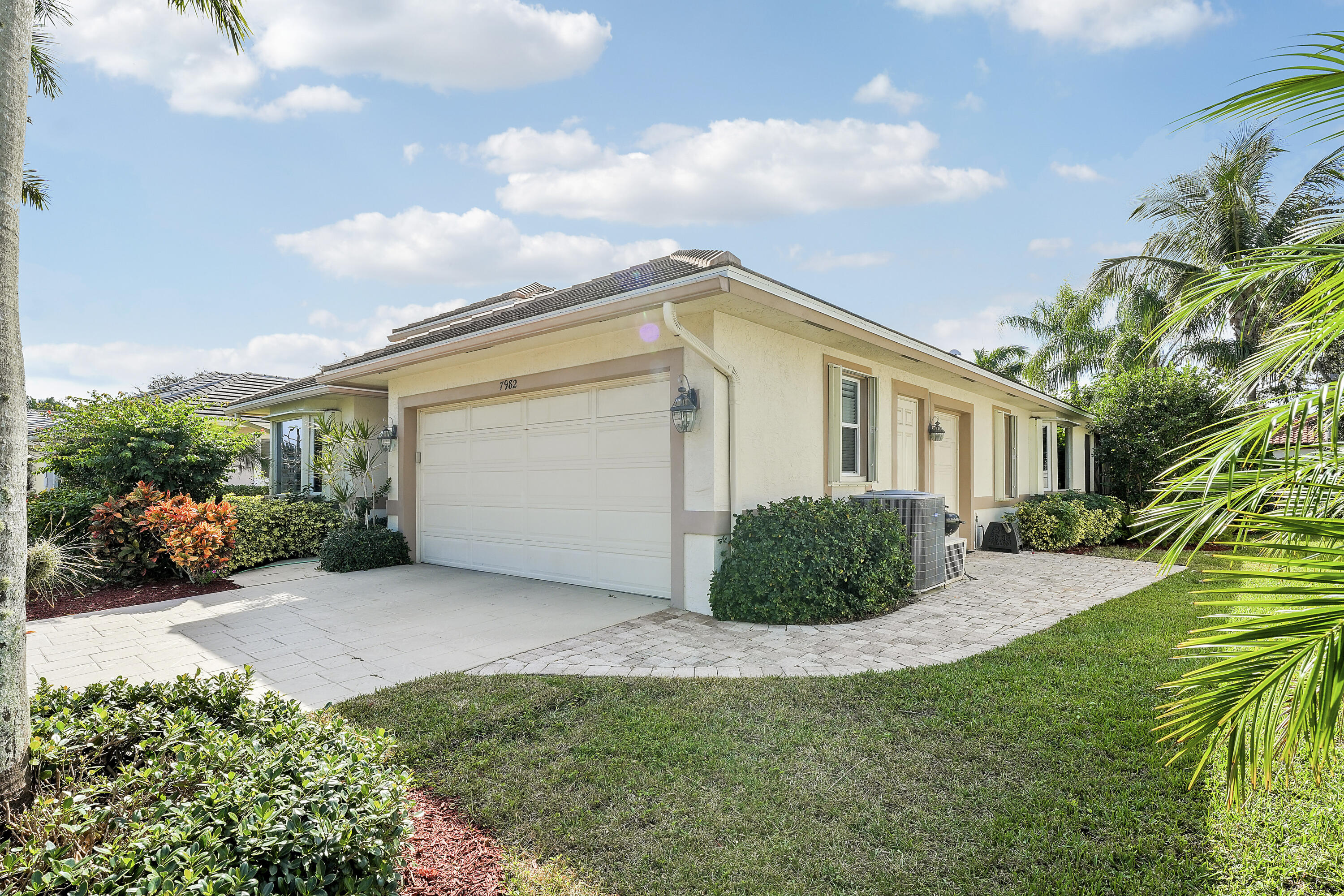 7982 Southeast Hempstead Circle Hobe Sound, FL 33455 - Photo 41 of 45 House-37