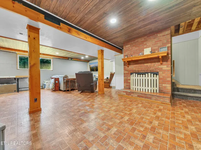 $399,000 | 217 Mayview Drive, Powell, TN 37849