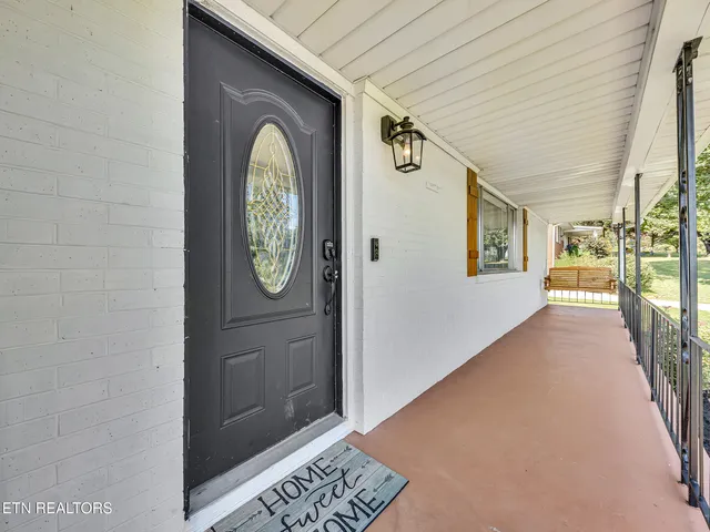 $399,000 | 217 Mayview Drive, Powell, TN 37849