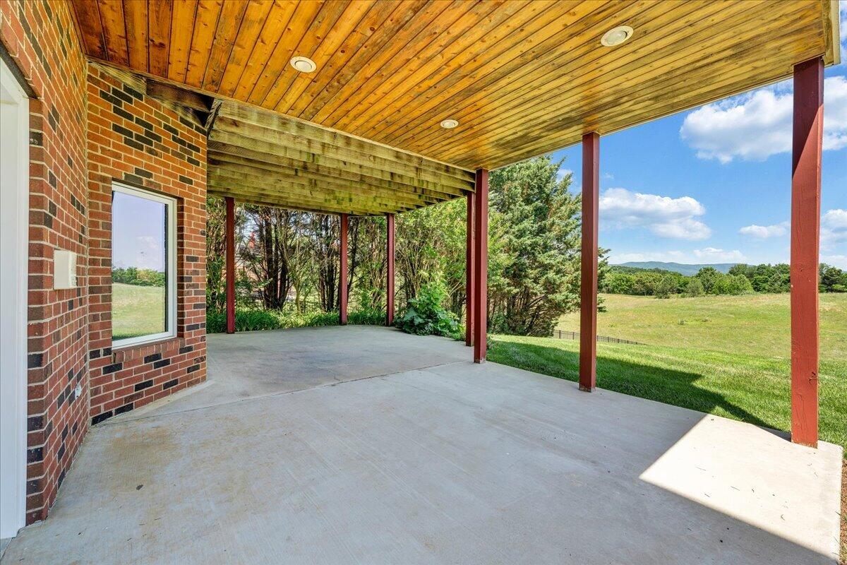 625 Frontier Way Fincastle, VA 24090 - Photo 73 of 105 075-MIB02932