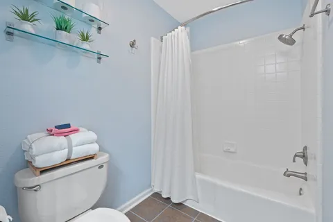 $429,000 | 1101 Hollow Creek Drive, Unit 2203, Austin, TX 78704