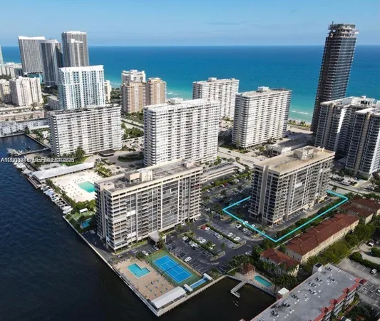 $3,150 | 2049 South Ocean Drive, Unit 401, Hallandale Beach, FL 33009