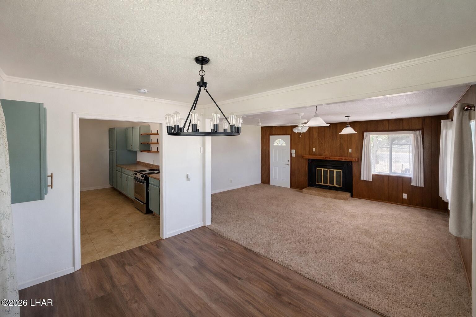 15691 Apache Loop Ehrenberg, AZ 85334 - Photo 4 of 25 C9B9C576-8BE1-4354-AF0B-338C63CBA2DF