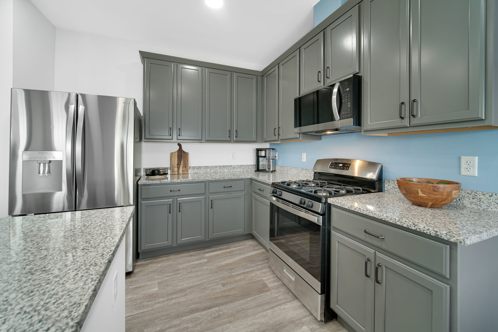 444 Comstock Road South Elgin, IL 60177 - Photo 7 of 25