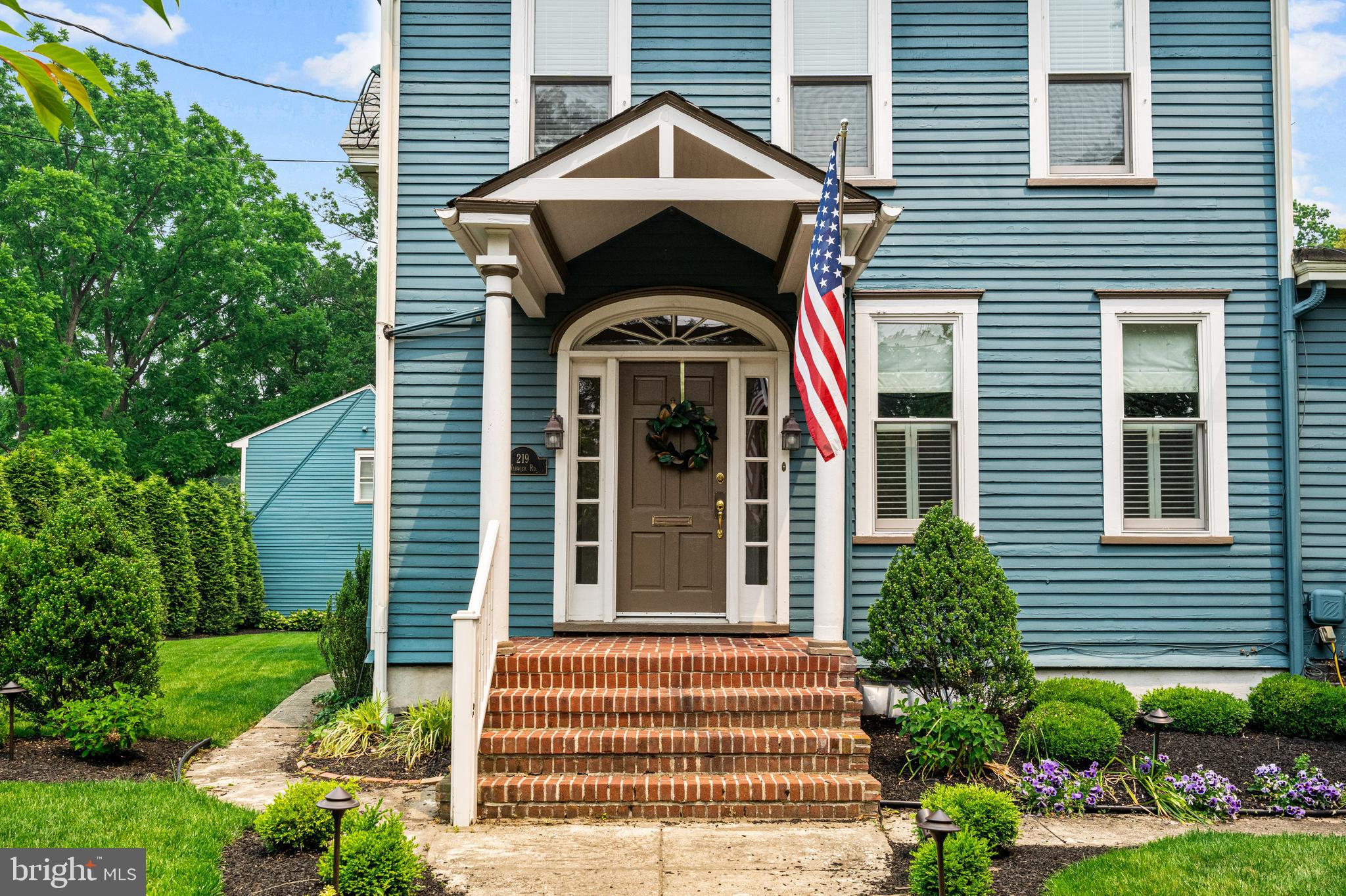 219 Warwick Road Haddonfield, NJ 08033 - Photo 4 of 76