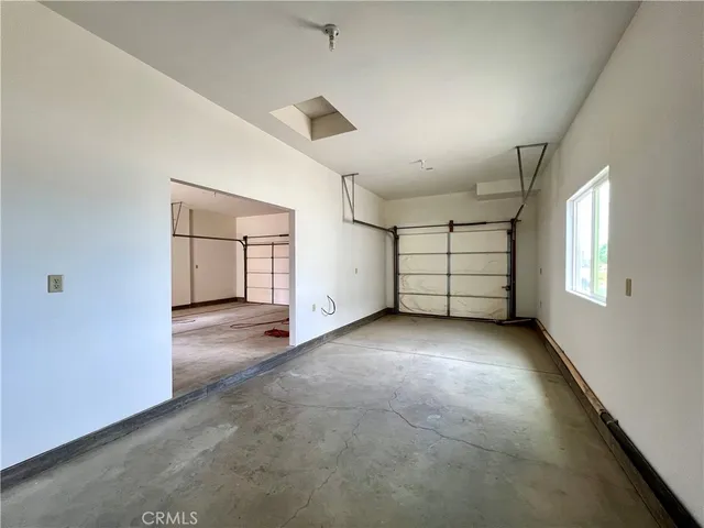 a view of a garage