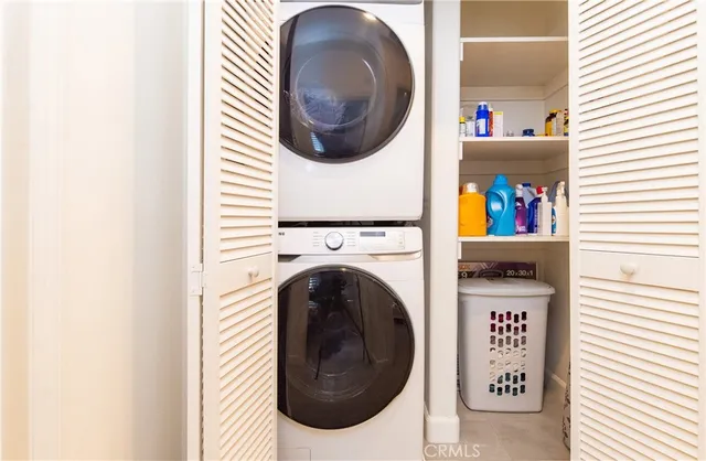 a view of a livingroom with a window