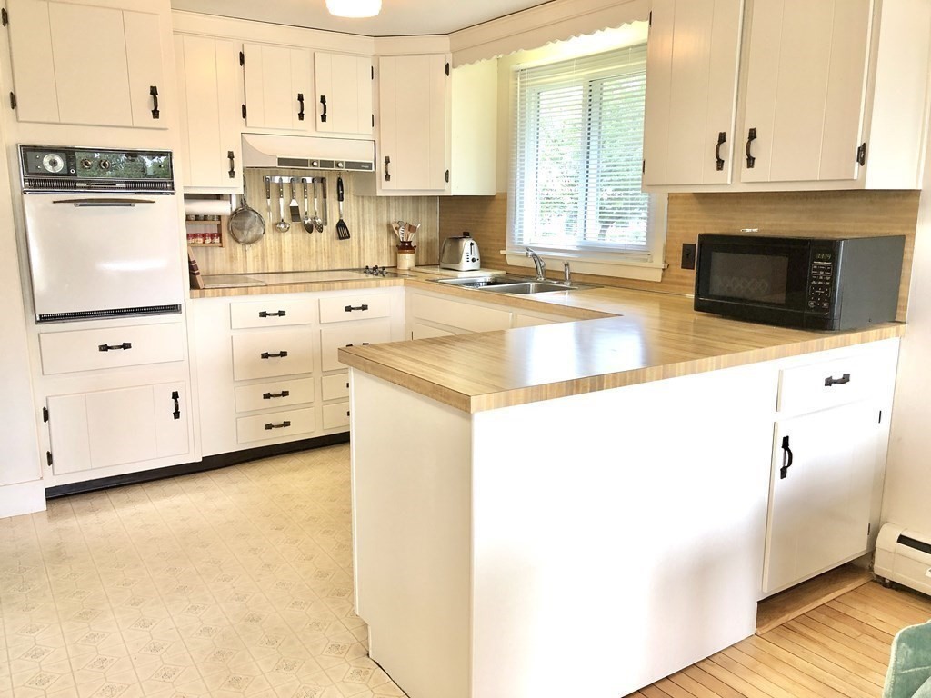 14 Lewis Point Road Bourne, MA 02532 - Photo 9 of 39