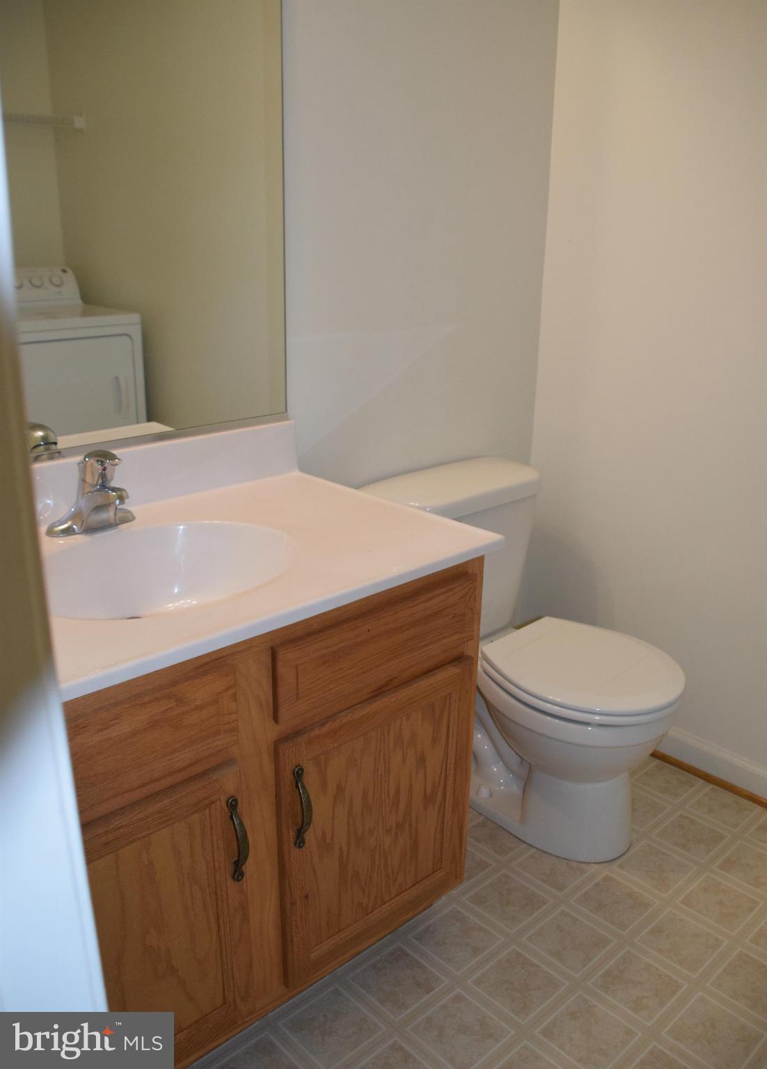 460 Thumper Drive Ranson, WV 25438 - Photo 8 of 24 Bath