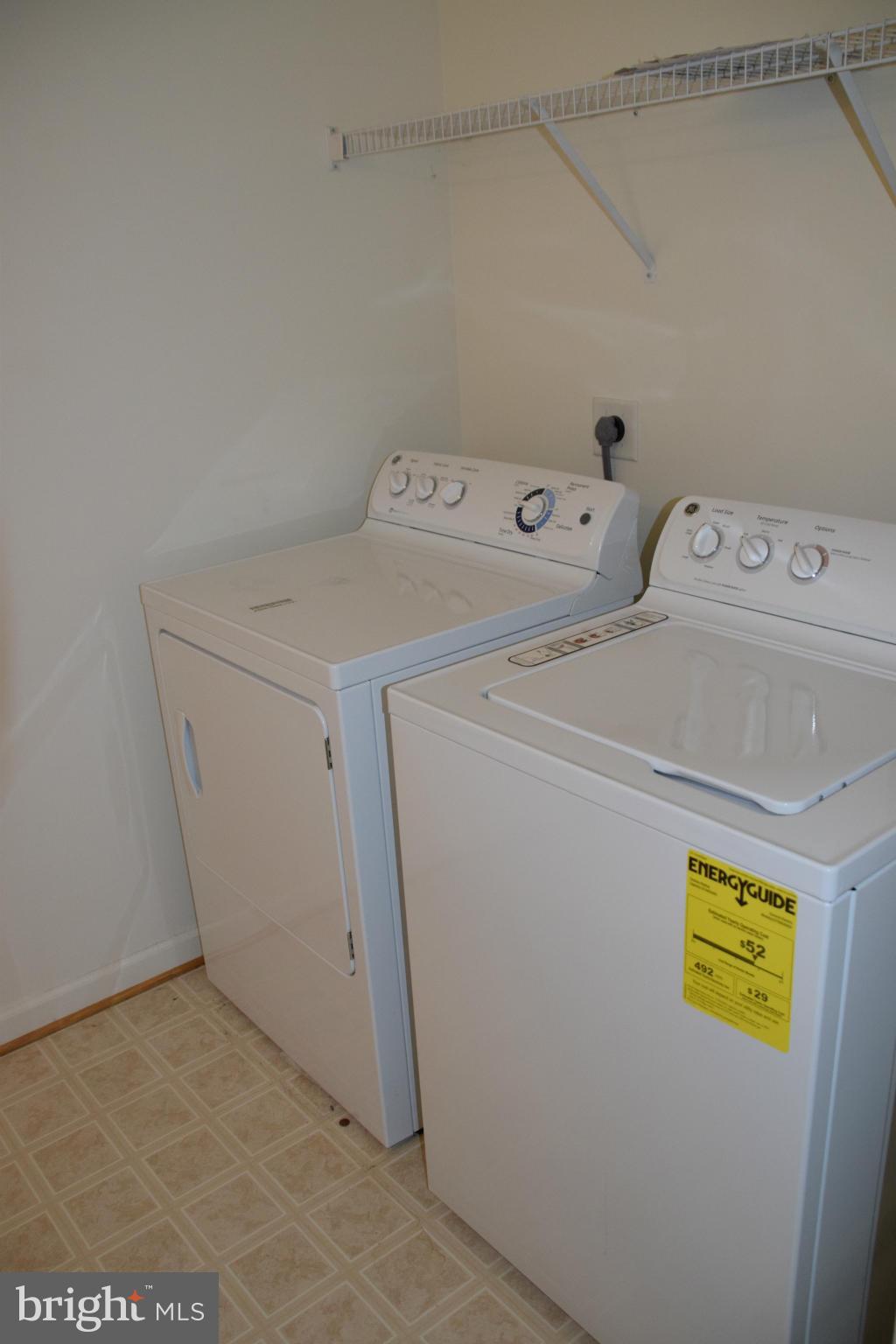 460 Thumper Drive Ranson, WV 25438 - Photo 9 of 24 Bath