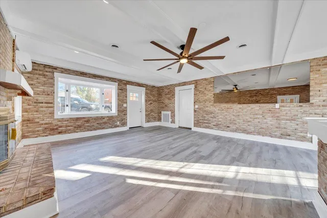 $229,900 | 2218 Larchwood Street Northeast, Roanoke, VA 24012