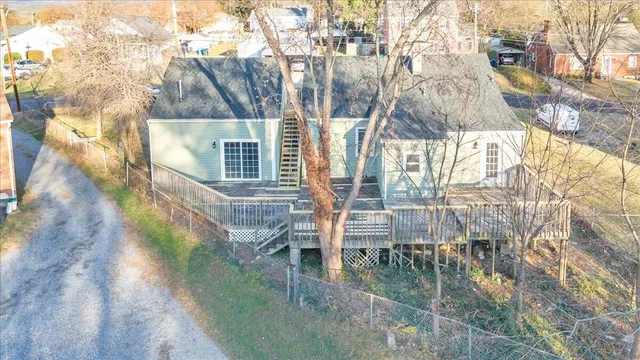 $229,900 | 2218 Larchwood Street Northeast, Roanoke, VA 24012