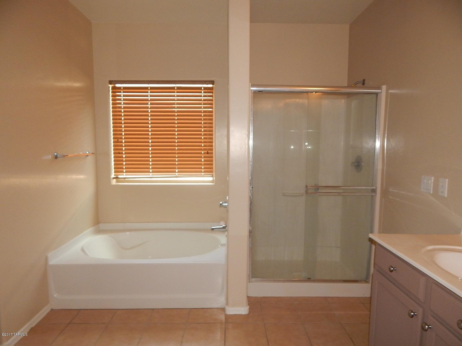 3498 South Desert Promenade Road Tucson, AZ 85735 - Photo 12 of 26