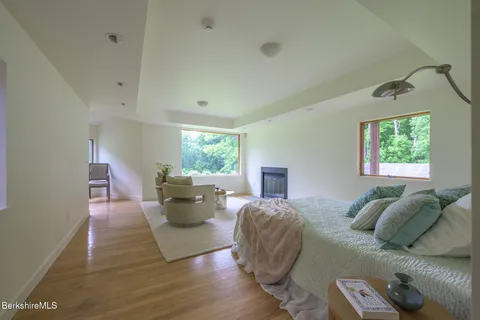 $4,500,000 | 729 Hewins Street, Sheffield, MA 01257