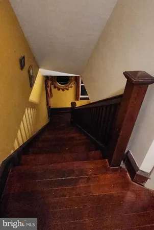a view of entryway