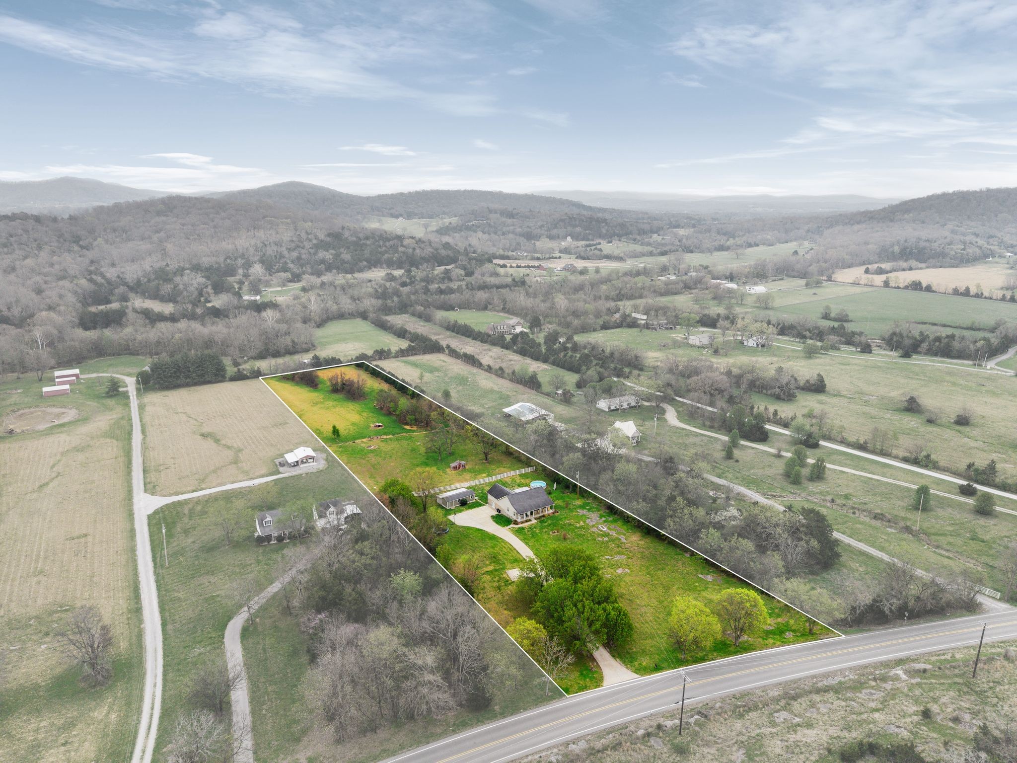 15541 Cainsville Road Milton, TN 37118 - Photo 47 of 57