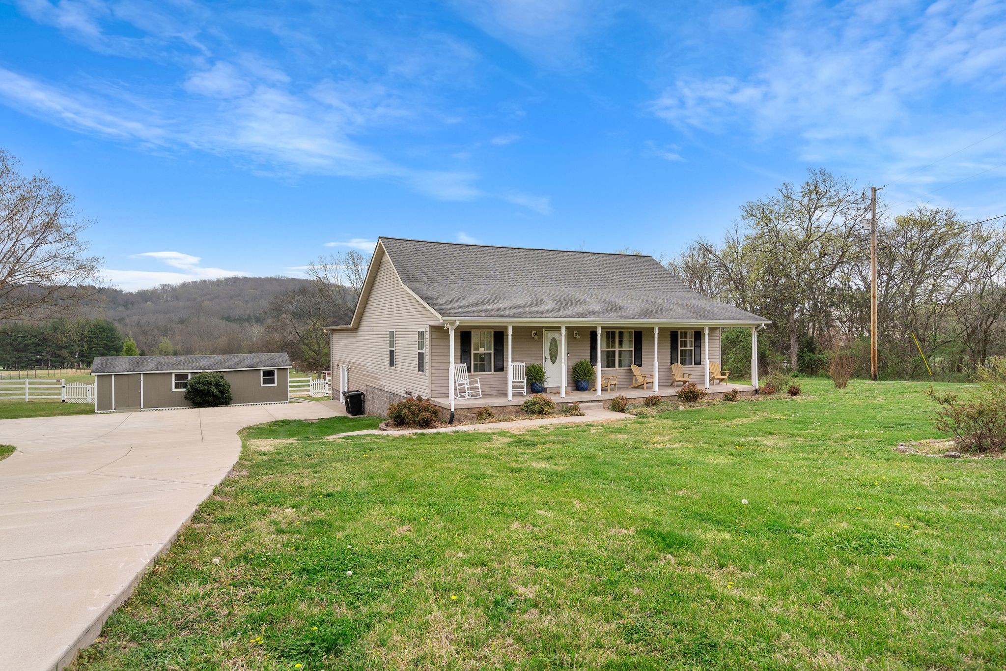 15541 Cainsville Road Milton, TN 37118 - Photo 5 of 57