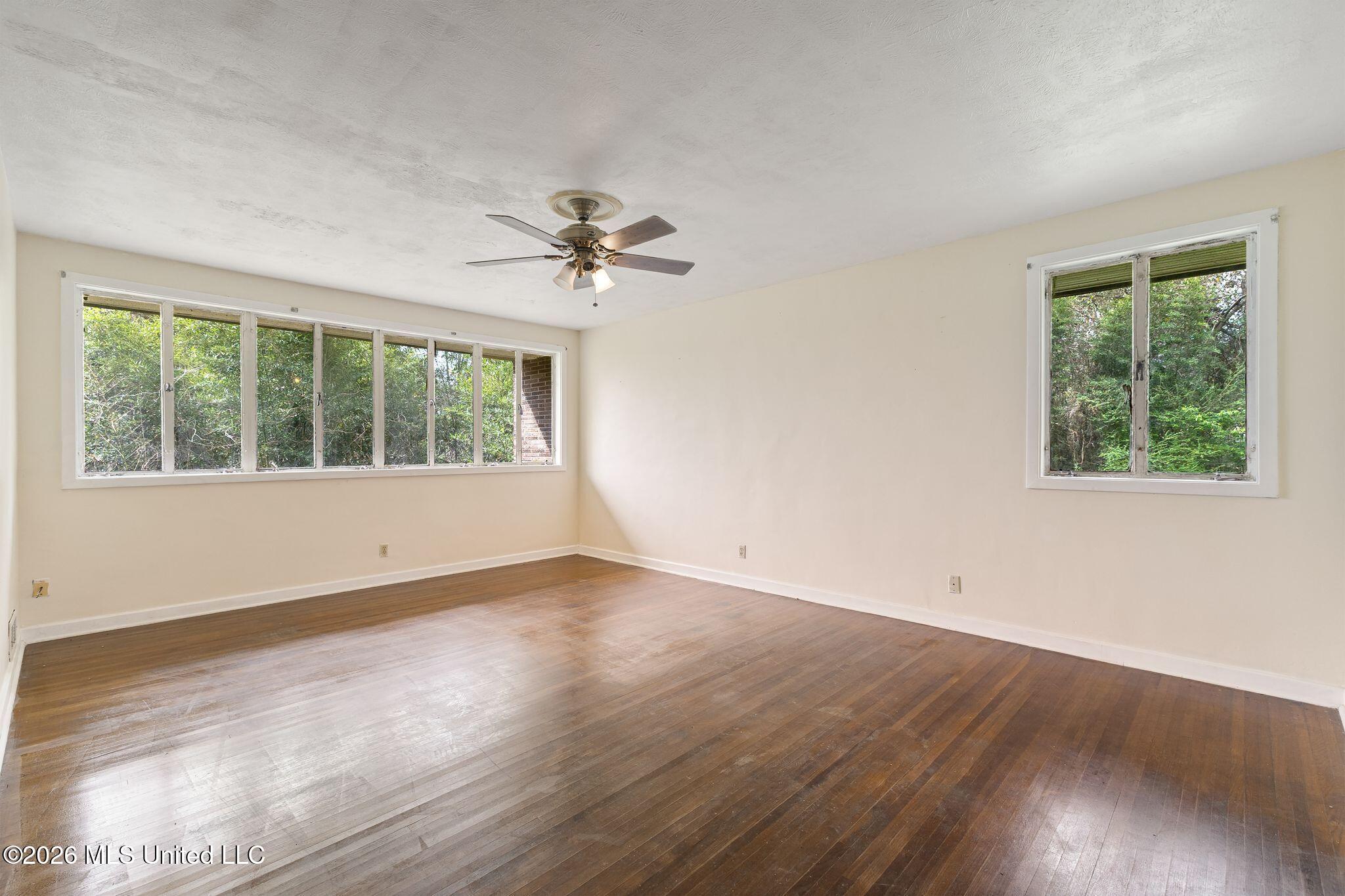 301 Spring Street Taylorsville, MS 39168 - Photo 8 of 15 301_Spring_St-9