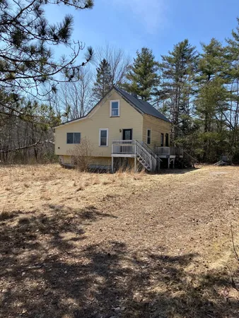 $70,000 | 307 Main Street, Baileyville, ME 04694