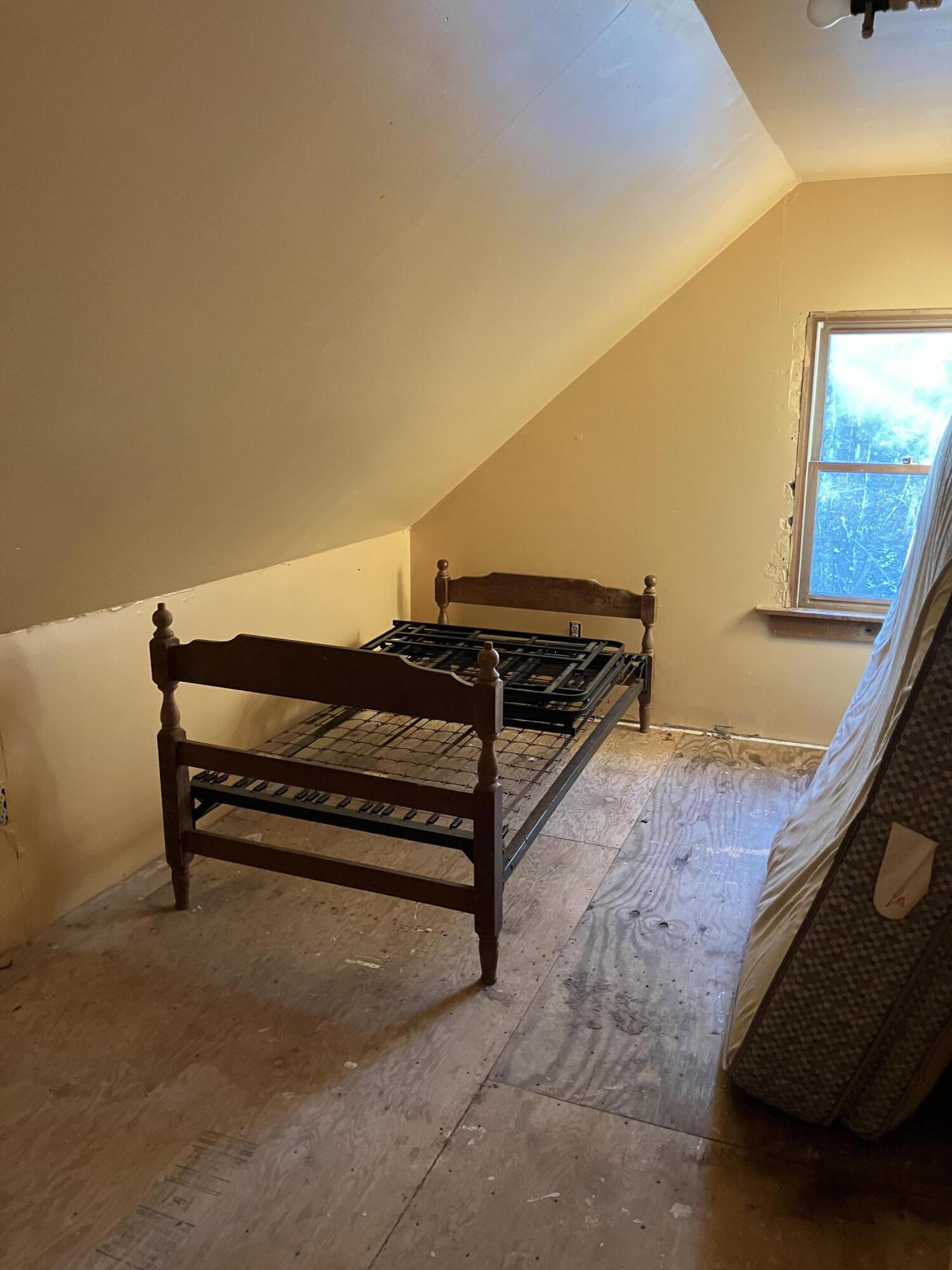 307 Main Street Baileyville, ME 04694 - Photo 18 of 24 IMG_2571