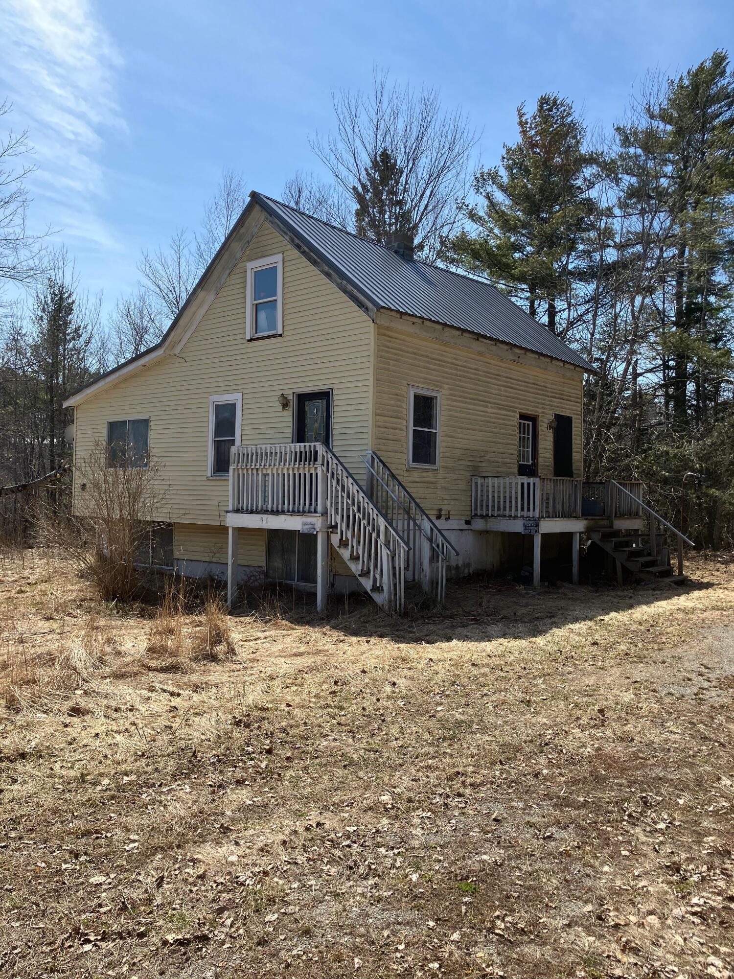 307 Main Street Baileyville, ME 04694 - Photo 3 of 24 IMG_2781