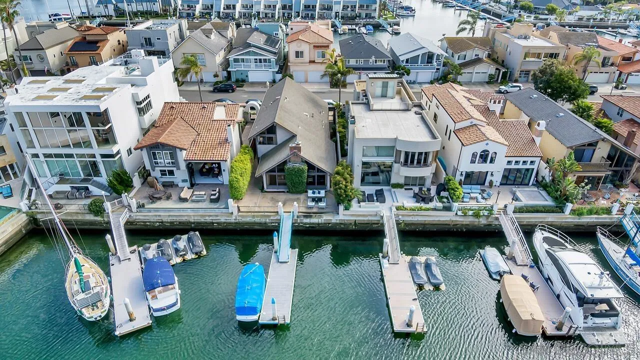 29 Green Turtle Road Coronado, CA 92118 - Photo 60 of 68 a aerial view of multiple house