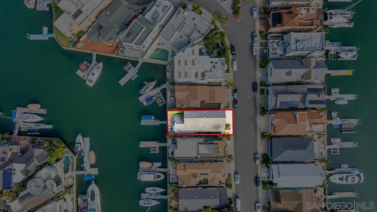 29 Green Turtle Road Coronado, CA 92118 - Photo 64 of 68 an aerial view of houses with outdoor space