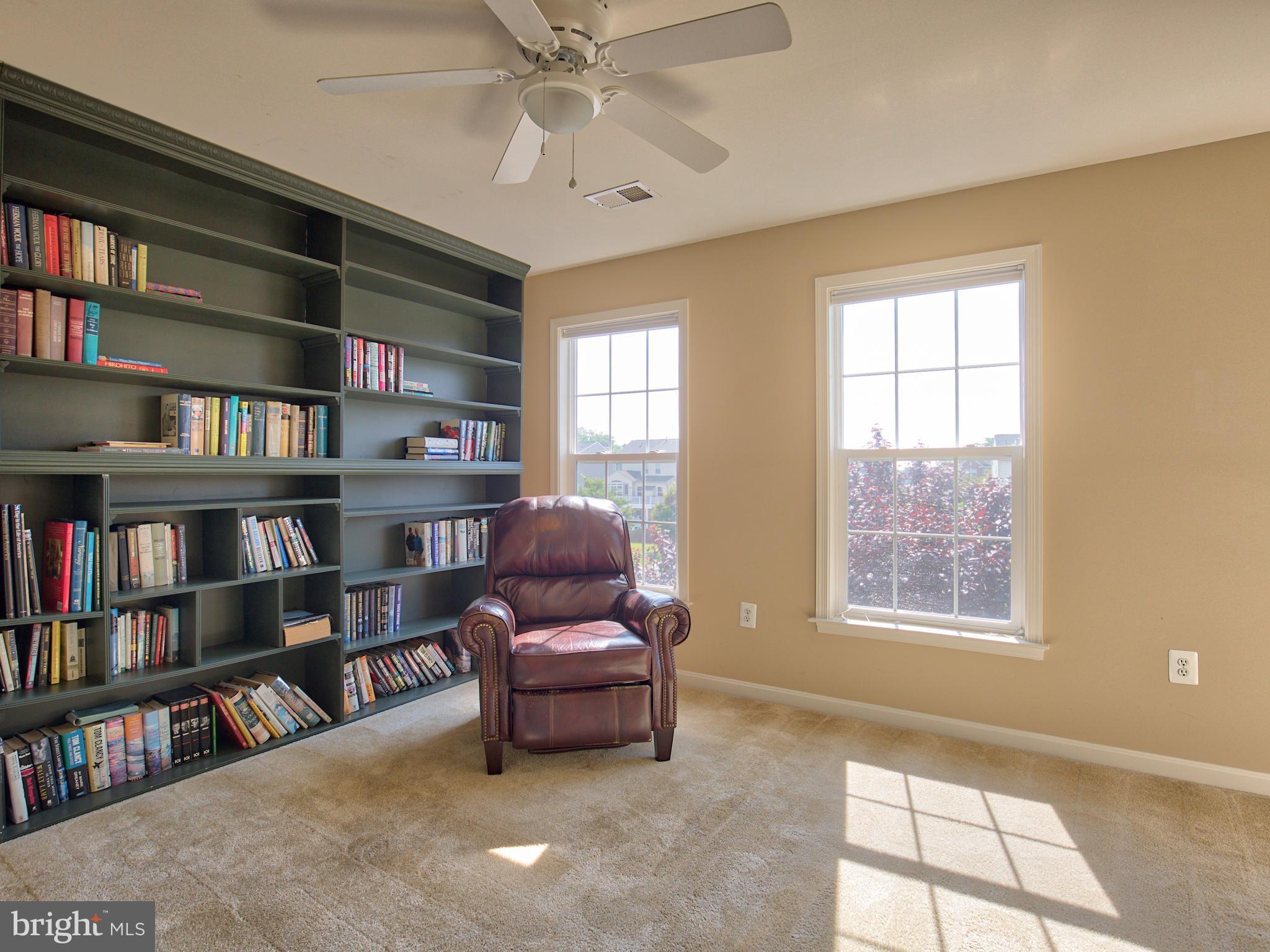 2801 Ridgetop Court Winchester, VA 22601 - Photo 22 of 30 Bedroom w/ built ins & walk in closet