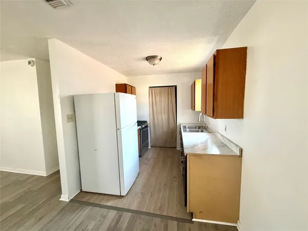 $1,650 | 710 Fields Street, Richmond, TX 77469