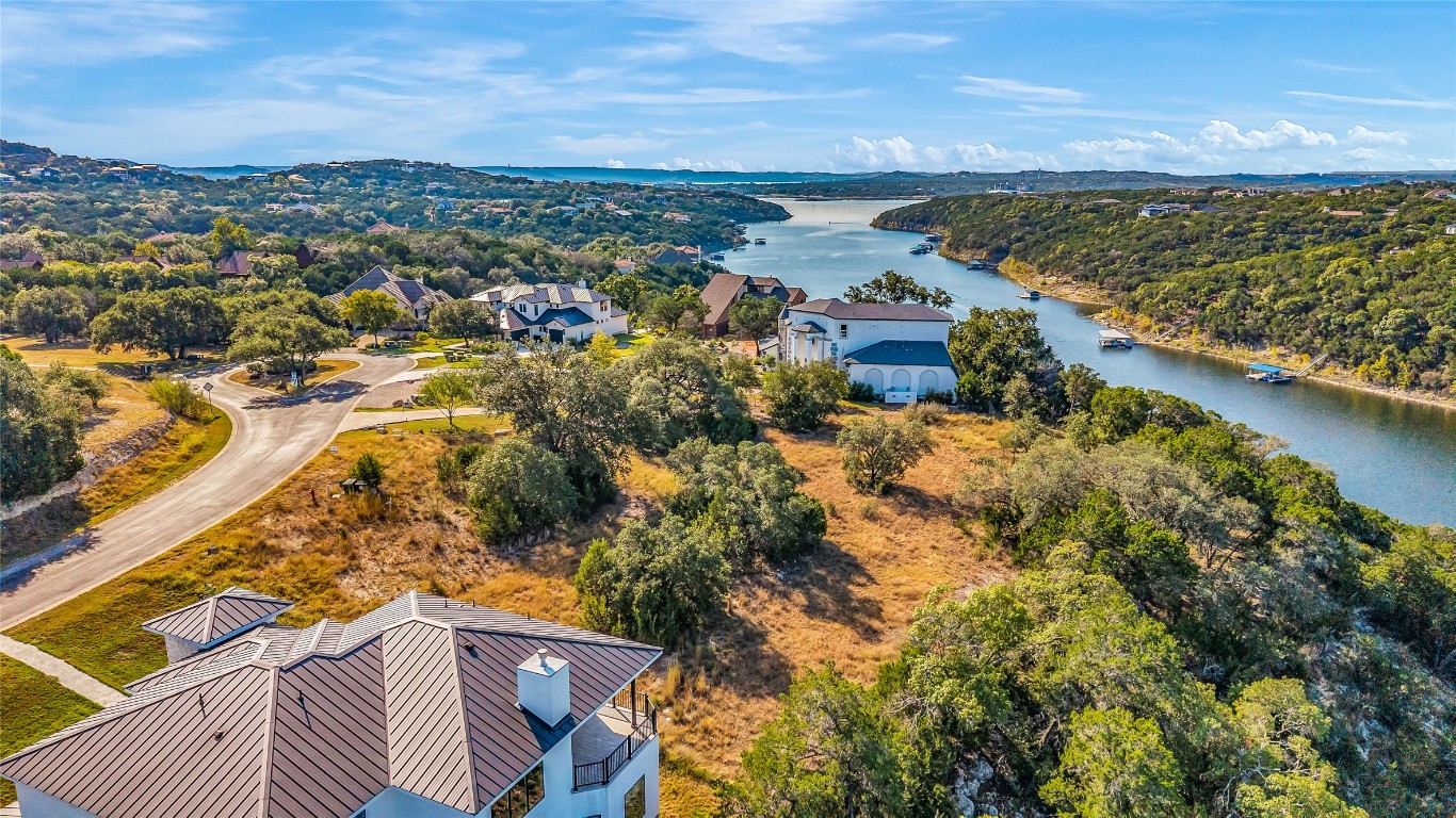 7216 Getaway Drive Jonestown, TX 78645 - Photo 11 of 30 a view of a city with ocean view