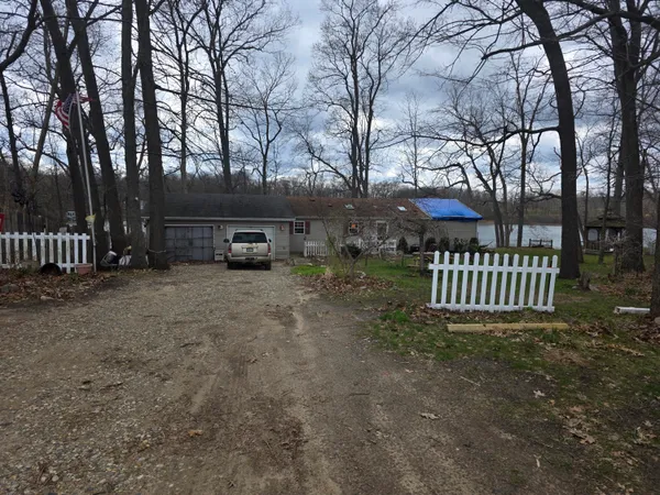 $300,000 | 21733 Puterbaugh Lane, Cassopolis, MI 49031