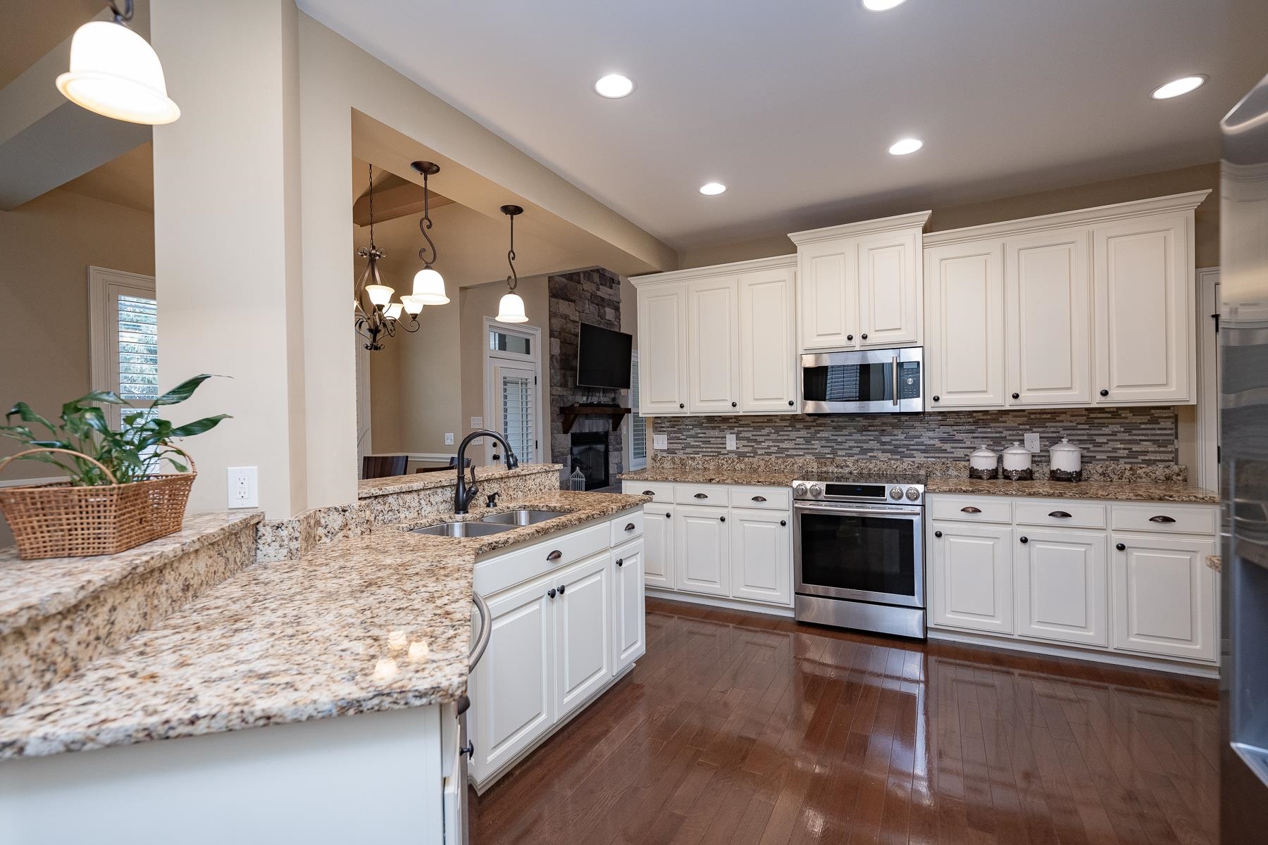 365 South Woodfin Ridge Drive Inman, SC 29349 - Photo 14 of 37