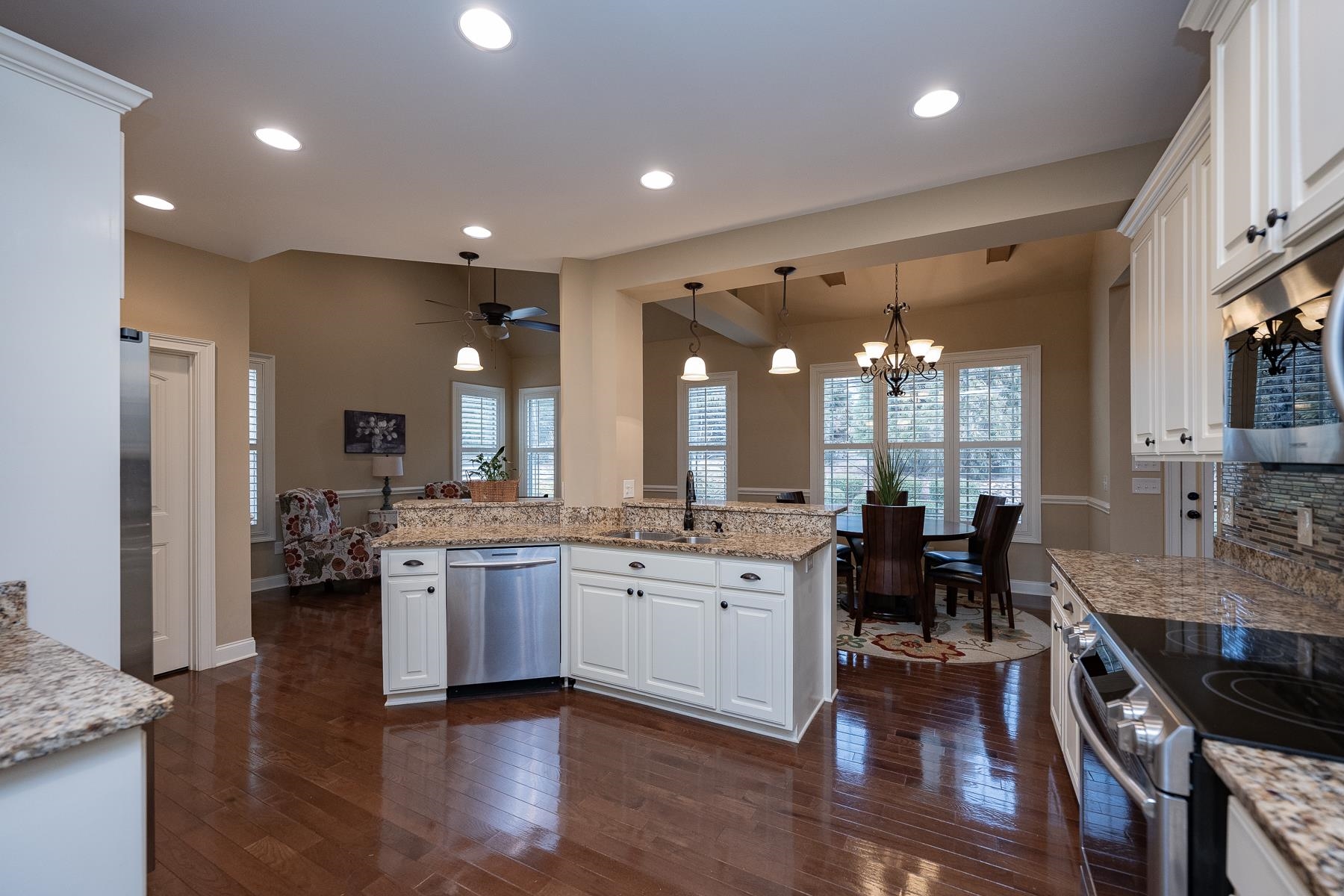 365 South Woodfin Ridge Drive Inman, SC 29349 - Photo 15 of 37