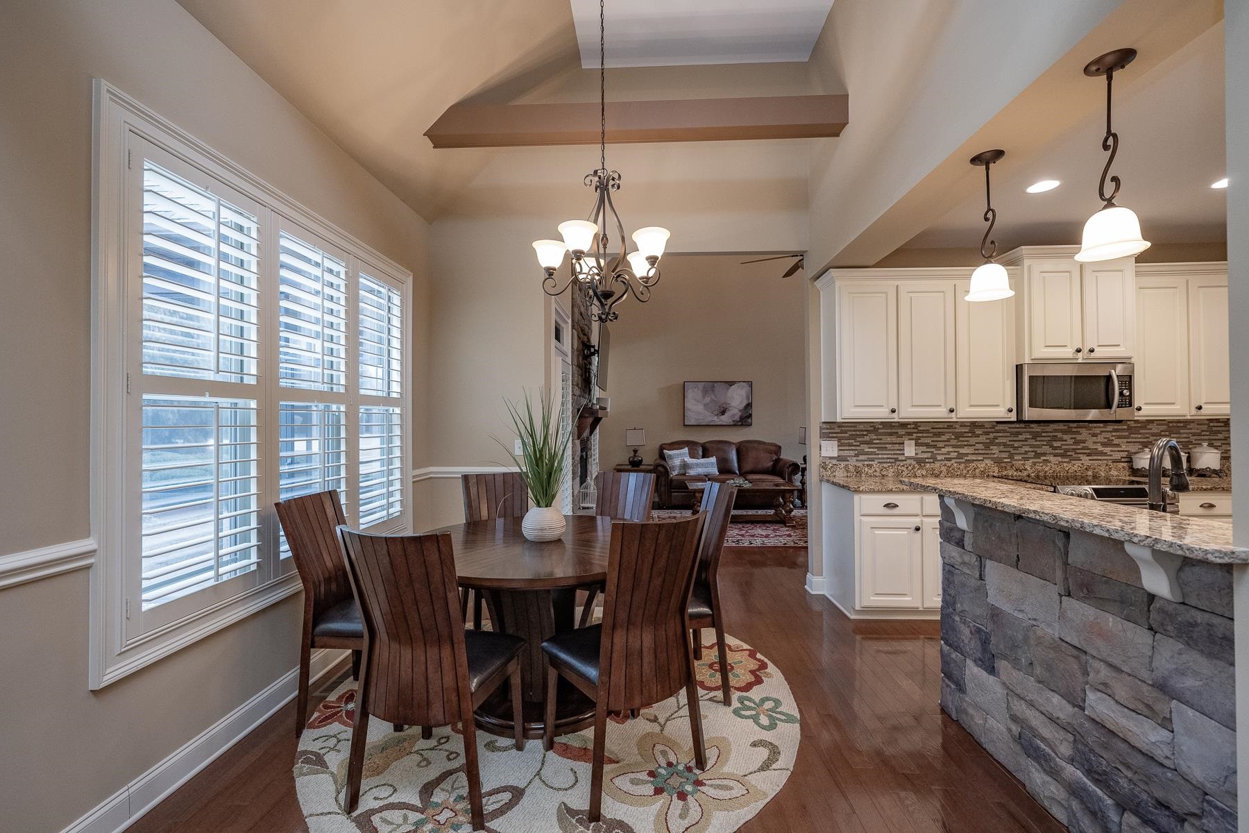 365 South Woodfin Ridge Drive Inman, SC 29349 - Photo 10 of 37