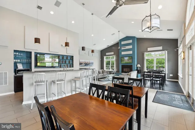 $2,700 | 1455 North Van Dorn Street, Alexandria, VA 22304