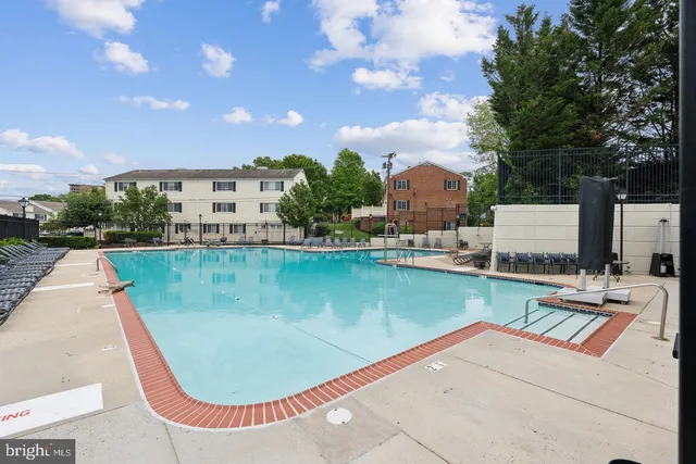 $2,700 | 1455 North Van Dorn Street, Alexandria, VA 22304