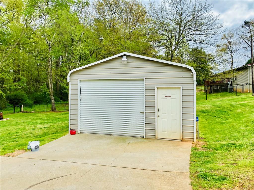 1993 Cape Hickory Cutoff Road Hickory, NC 28601 - Photo 2 of 27 Gallery Image 2