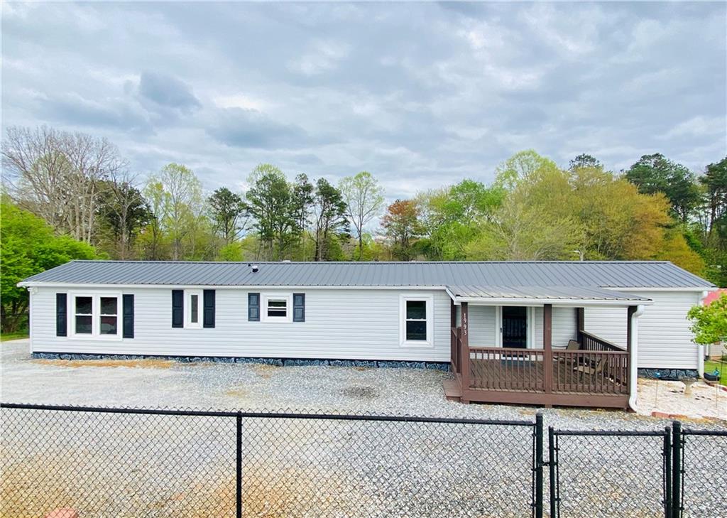 1993 Cape Hickory Cutoff Road Hickory, NC 28601 - Photo 24 of 27 Gallery Image 24