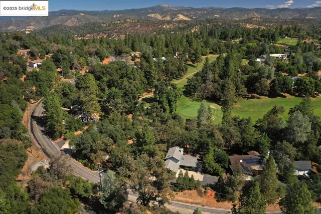 $525,000 | 19195 Ferretti Road, Groveland, CA 95321