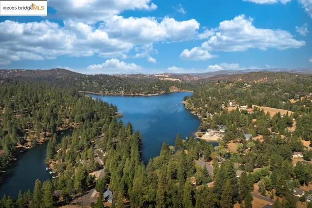 $525,000 | 19195 Ferretti Road, Groveland, CA 95321