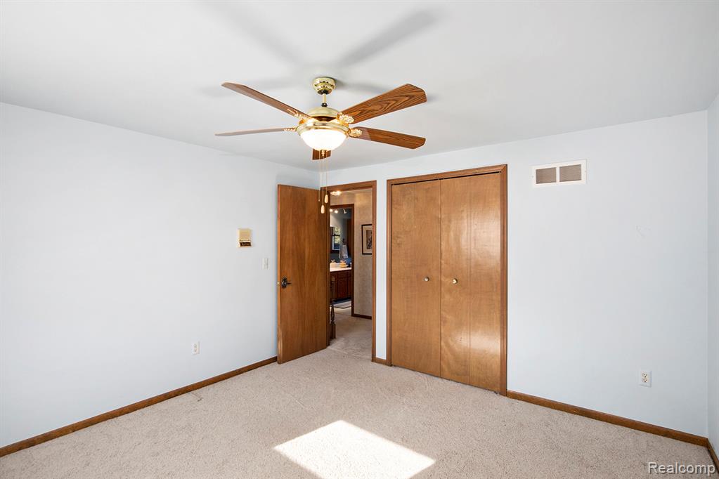 2452 Lassiter Drive Rochester Hills, MI 48309 - Photo 28 of 39