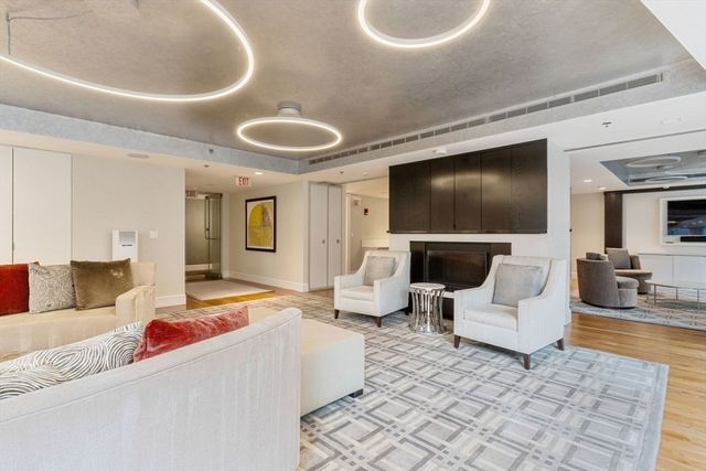 $790,000 | 1 Charles Street South, Unit 501, Boston, MA 02116