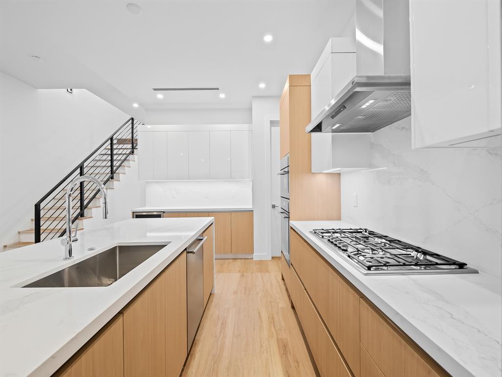 812 Southeast 12th Street, Unit 812 Fort Lauderdale, FL 33316 - Photo 13 of 52