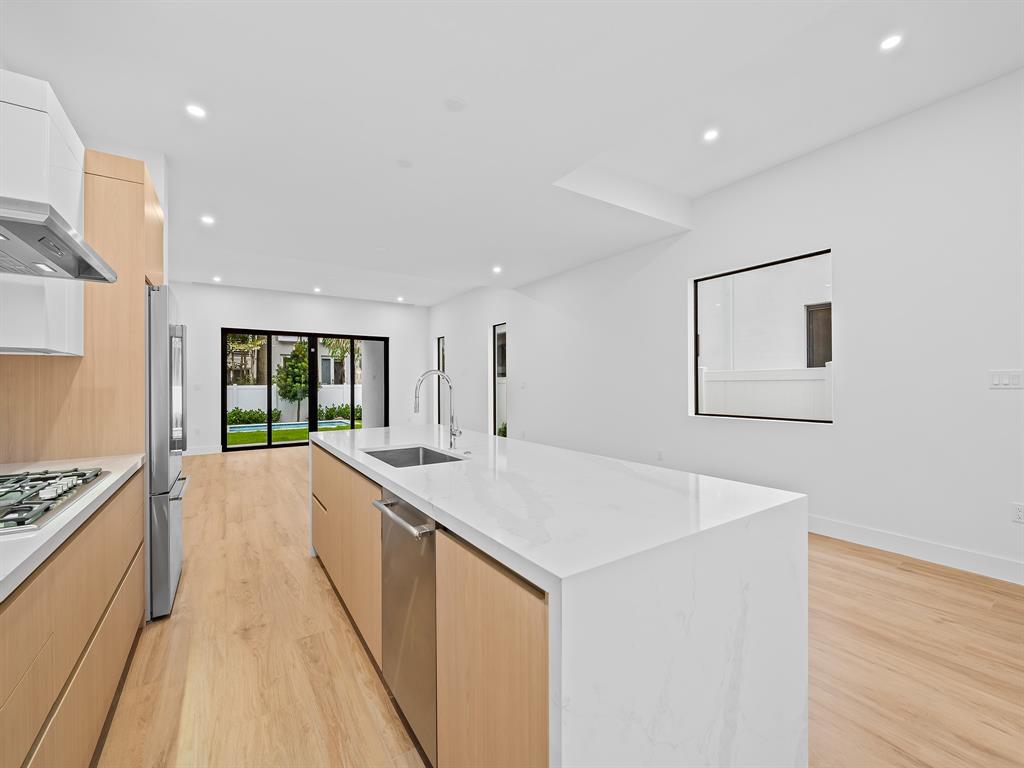 812 Southeast 12th Street, Unit 812 Fort Lauderdale, FL 33316 - Photo 19 of 52